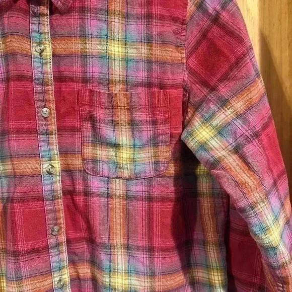 Universal Threads Long Sleeve Button Up - Picture 3 of 4